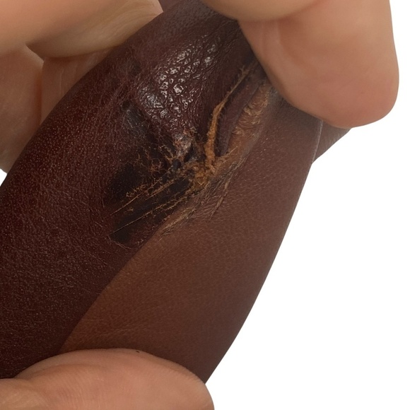 ELISABETTA COSMO Italian Leather Crossbody Pouch Hand made in Burgundy and Brown - Picture 7 of 11